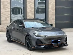 2023 Changan UNI-V 1.5T Sport — фото 1