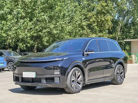 2023 Li Auto L8 Pro