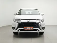 2021 Mitsubishi Outlander 2.0L 2WD 5, белый — фото 3