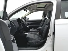 2021 Mitsubishi Outlander 2.0L 2WD 5, белый — фото 10