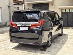 2021 Toyota Alphard Hybrid 2.5L Luxury, чёрный — фото 30