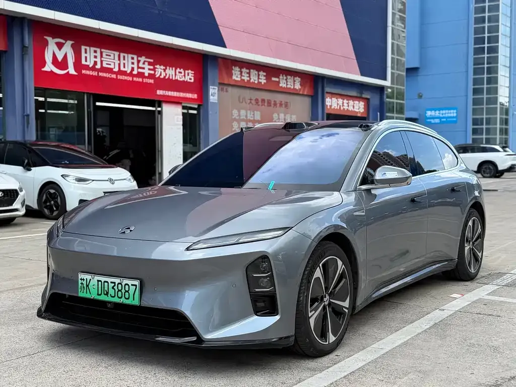 2025 Nio ET5T 75kWh Touring
