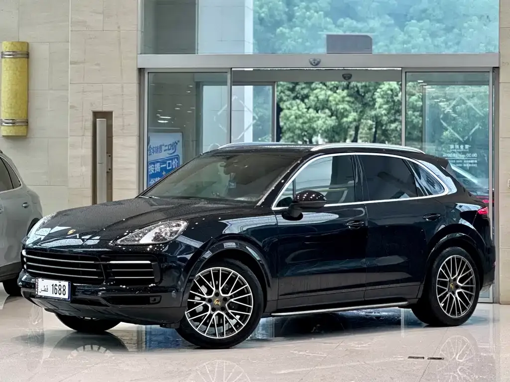 2022 Porsche Cayenne 3.0T Platinum