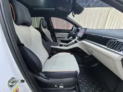 2023 BYD Song PLUS Champion EV 520km Premium, белый — фото 12