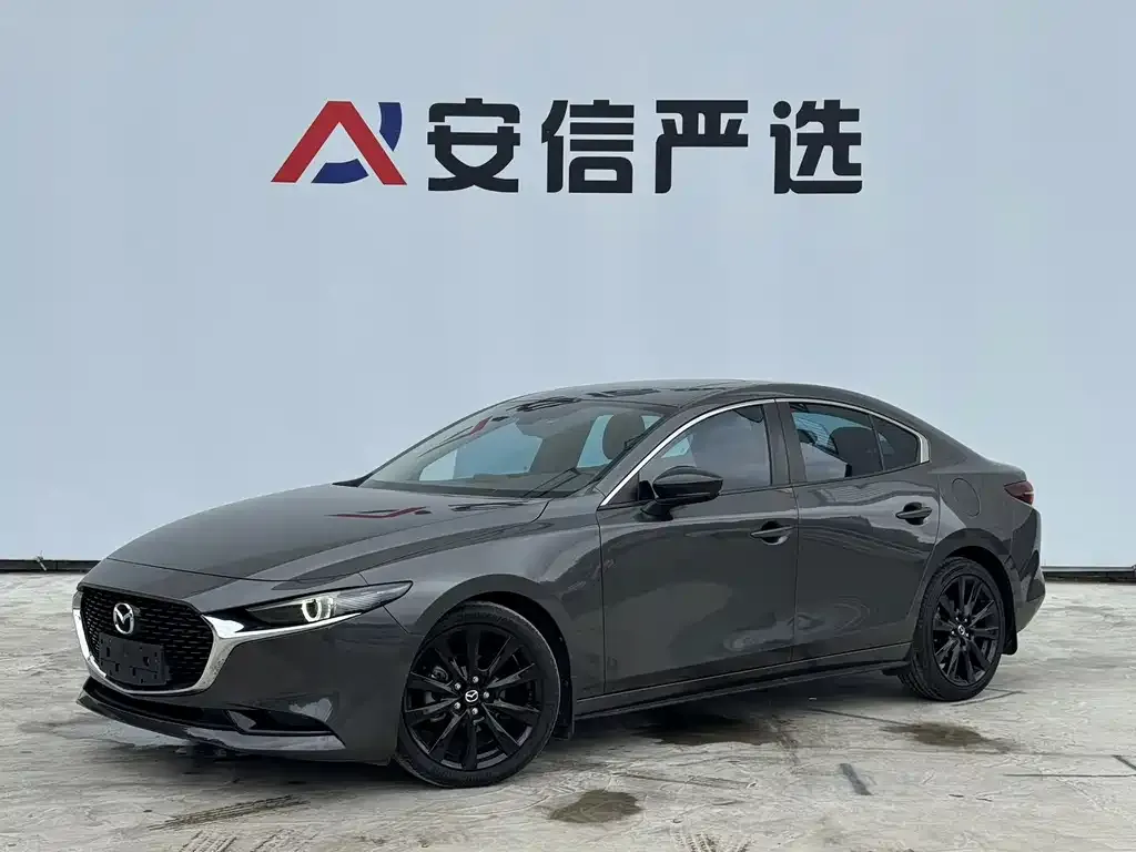 2022 Mazda 3 2.0L AT