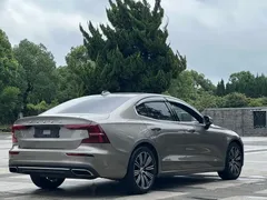 2021 Volvo S60 T4 Luxury — фото 17