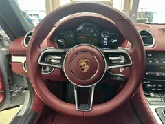 2022 Porsche 718 Cayman 2.0T — фото 16