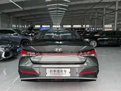 2023 Hyundai Elantra 1.5L CVT LUX Premium — фото 8