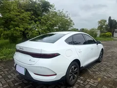 2026 BYD Seal 05 210KM, белый — фото 8