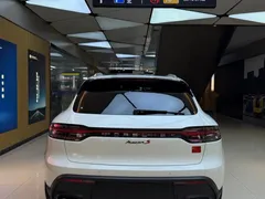 2023 Porsche Macan 2.0T, белый — фото 15