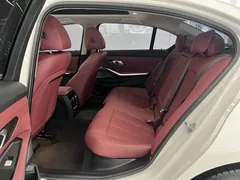 2023 BMW 3 Series 320Li M, белый — фото 12