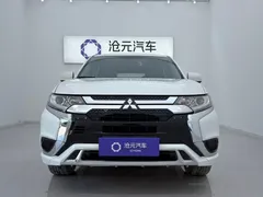 2021 Mitsubishi Outlander 2.0L 2WD 5, белый — фото 2