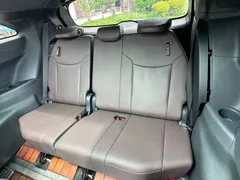 2021 Toyota Sienna 2.5L Hybrid Platinum, белый — фото 10