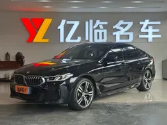 2021 BMW 6 Series GT 630i M Sport Package, чёрный — фото 1