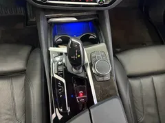 2021 BMW 6 Series GT 630i M Sport Package, чёрный — фото 9