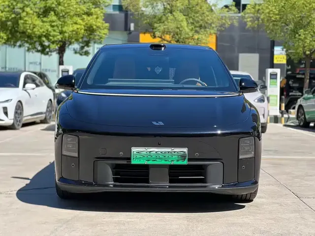 2025 Li Auto i6 2WD Standard