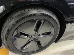 2025 Li Auto i6 2WD Standard, чёрный — фото 10