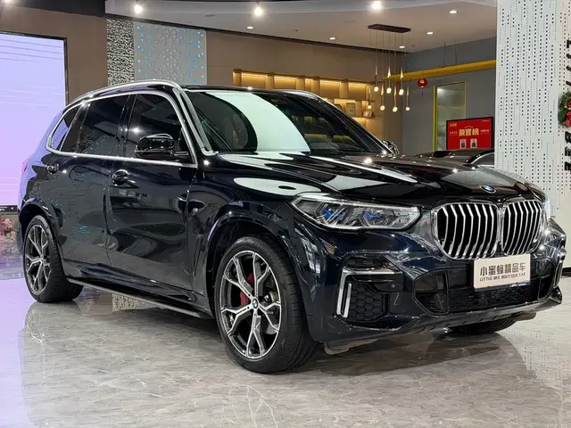 2022 BMW X5 40Li M