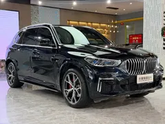 2022 BMW X5 40Li M, чёрный — фото 3