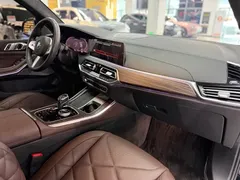 2022 BMW X5 40Li M, чёрный — фото 12