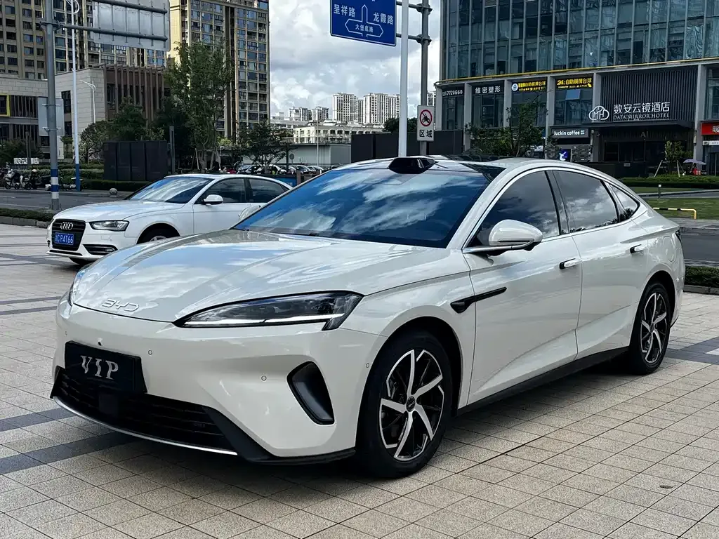 2026 BYD Seal 07 DM-i 1.5T 230km