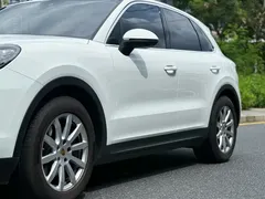 2022 Porsche Cayenne 3.0T Platinum, белый — фото 10