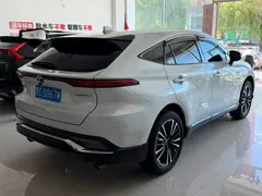 2023 Toyota Venza 2.0L CVT 2WD Premium, белый — фото 3