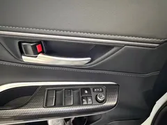 2023 Toyota Venza 2.0L CVT 2WD Premium, белый — фото 12