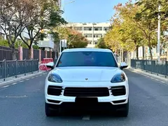 2023 Porsche Cayenne E-Hybrid 2.0T PHEV Platinum, белый — фото 2