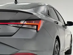 2022 Hyundai Elantra 1.5L CVT 20 — фото 13