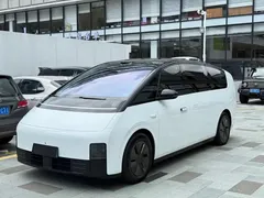 2025 Li Auto MEGA Home, белый — фото 1