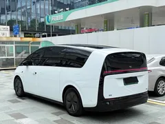 2025 Li Auto MEGA Home, белый — фото 17