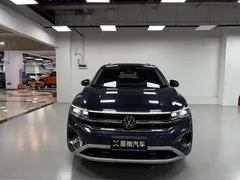2021 Volkswagen Talagon 330TSI 2WD, синий — фото 2