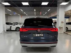 2021 Volkswagen Talagon 330TSI 2WD, синий — фото 5