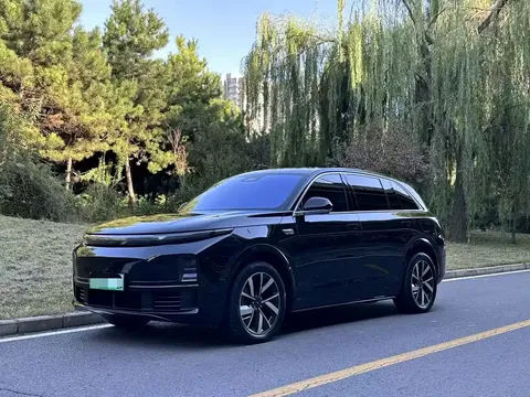 2023 Li Auto L7 Air