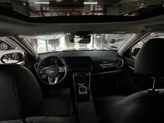 2023 Kia Seltos 1.5L CVT Luxury, белый — фото 6