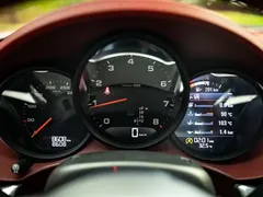 2022 Porsche 718 Boxster 2.0T, белый — фото 10