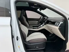 2025 BYD Song PLUS 112KM, белый — фото 14