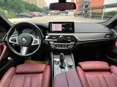 2021 BMW 5 Series 530Li Premium M Sport Package, белый — фото 6