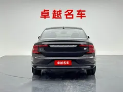 2022 Volvo S90 Hybrid T8 E Hybrid Luxury — фото 5