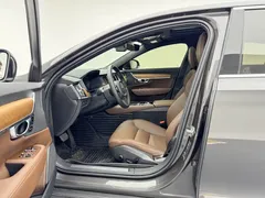 2022 Volvo S90 Hybrid T8 E Hybrid Luxury — фото 13