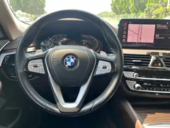 2022 BMW 5 Series 530Li, белый — фото 10