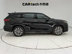 2023 Toyota Highlander 2.5L Smart Hybrid 4WD Luxury 7, чёрный — фото 3