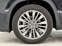 2023 Toyota Highlander 2.5L Smart Hybrid 4WD Luxury 7, чёрный — фото 10