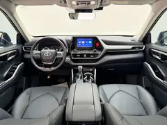 2023 Toyota Highlander 2.5L Smart Hybrid 4WD Luxury 7, чёрный — фото 12