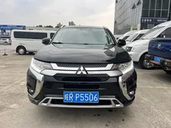 2020 Mitsubishi Outlander 2.0L 2WD 5, чёрный — фото 2