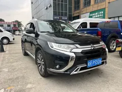 2020 Mitsubishi Outlander 2.0L 2WD 5, чёрный — фото 3