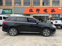 2020 Mitsubishi Outlander 2.0L 2WD 5, чёрный — фото 4