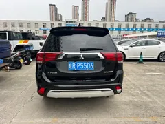 2020 Mitsubishi Outlander 2.0L 2WD 5, чёрный — фото 7