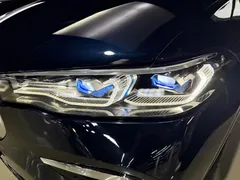 2022 BMW X7 xDrive40i M, чёрный — фото 10